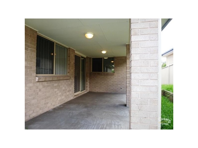 171 Northlakes Drive, Cameron Park NSW 2285