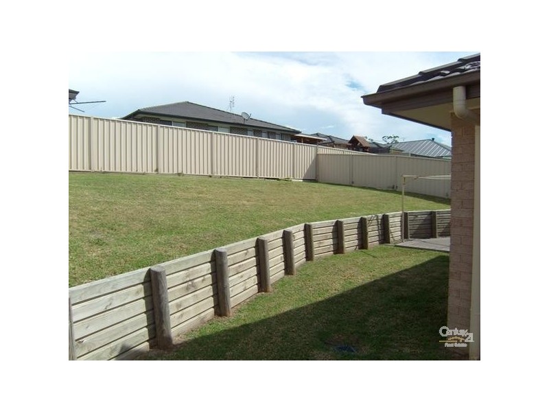 171 Northlakes Drive, Cameron Park NSW 2285