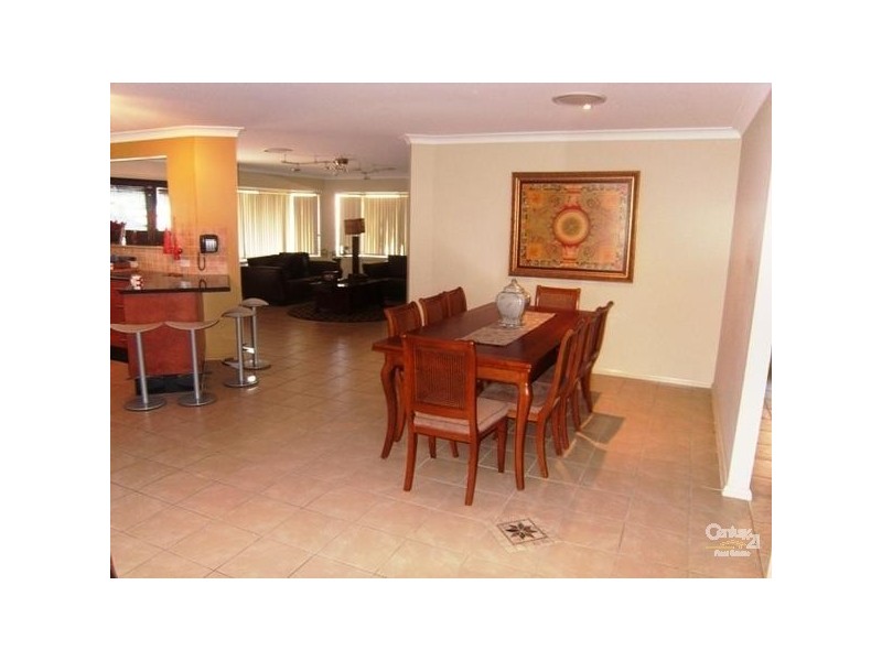 10 Hebe Place, Cameron Park NSW 2285