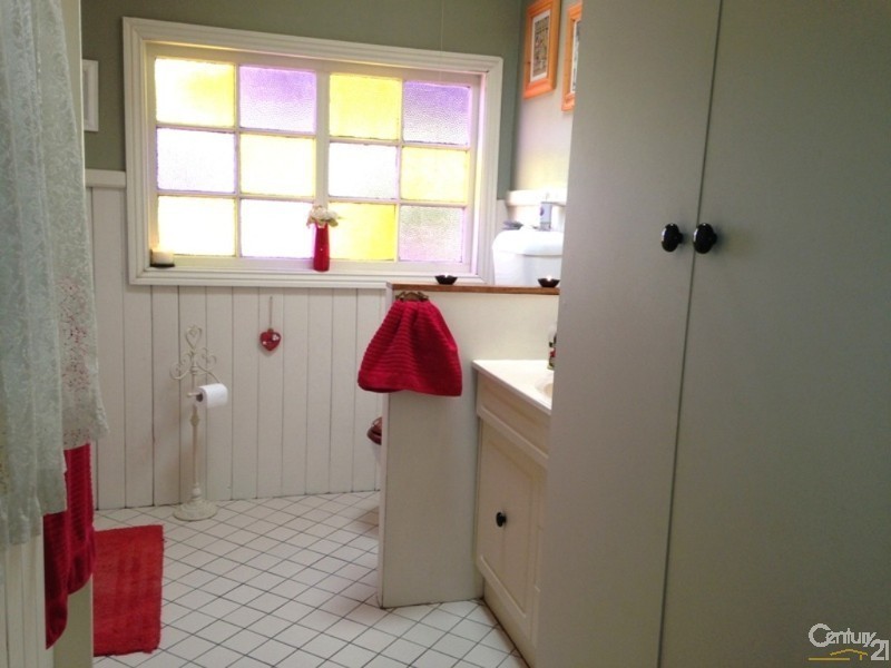 1 Tighe Street, Waratah NSW 2298