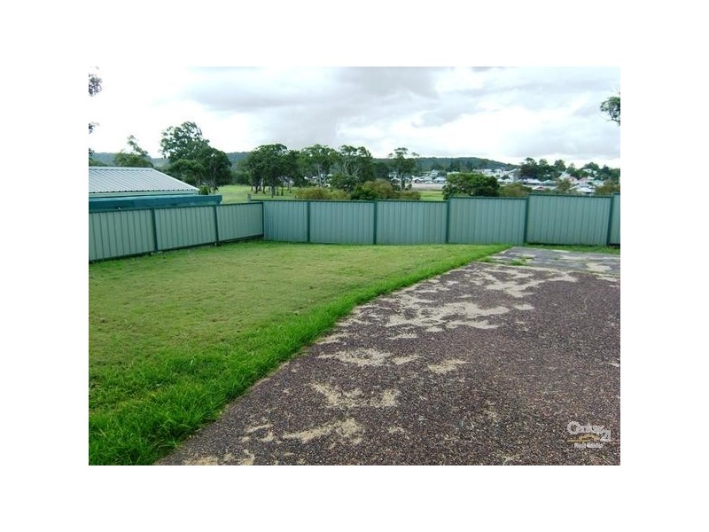10 Coomalong Close, Holmesville NSW 2286