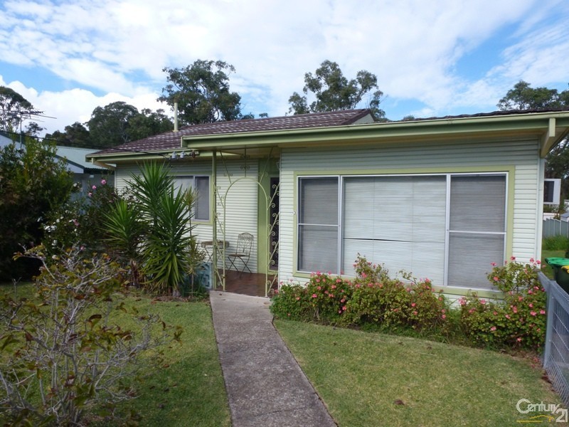 3 Rose Avenue, Glendale NSW 2285