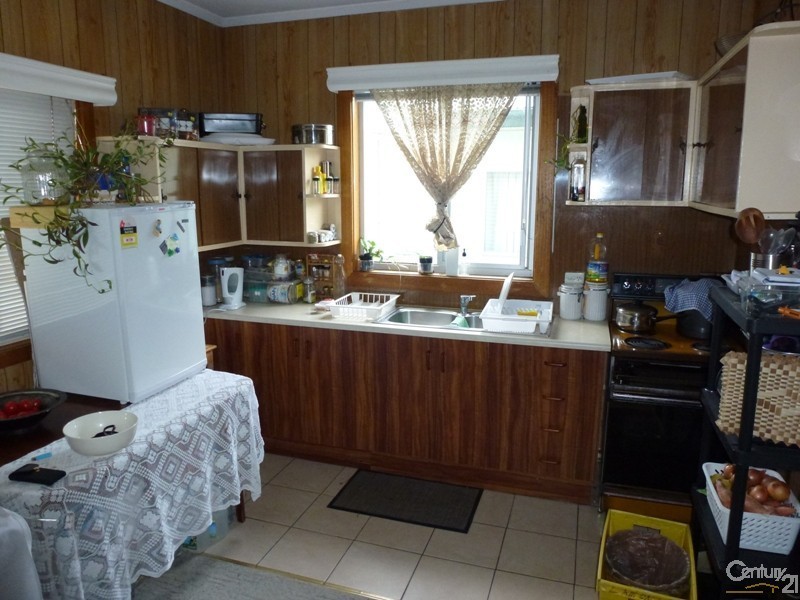 3 Rose Avenue, Glendale NSW 2285