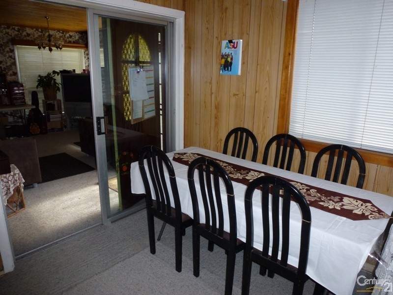 3 Rose Avenue, Glendale NSW 2285