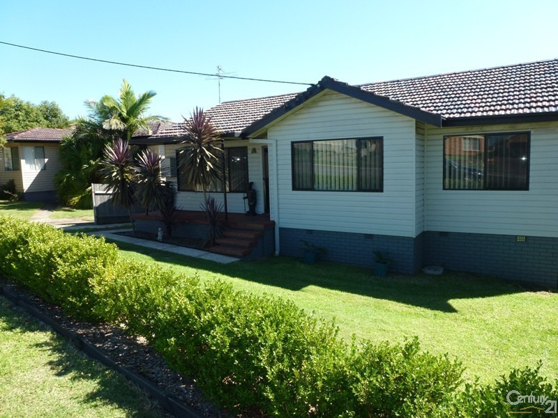 74 Lake Road, Wallsend NSW 2287