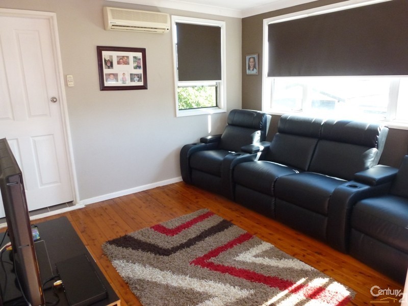 74 Lake Road, Wallsend NSW 2287