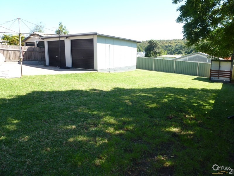74 Lake Road, Wallsend NSW 2287