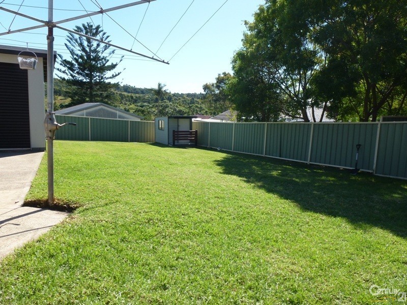 74 Lake Road, Wallsend NSW 2287