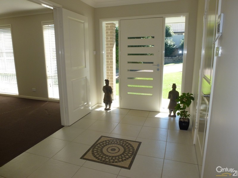 3 Canada Crescent, Cameron Park NSW 2285