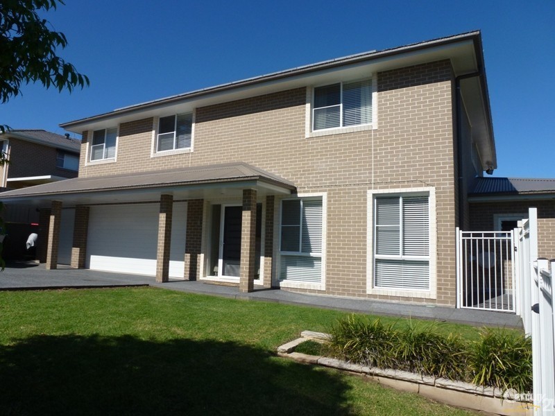 3 Canada Crescent, Cameron Park NSW 2285