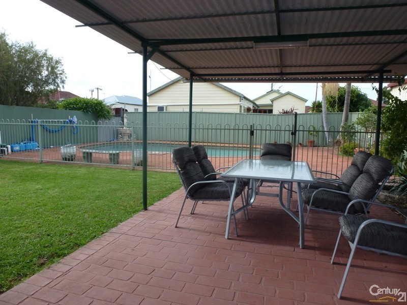 23 Texas Street, Mayfield NSW 2304