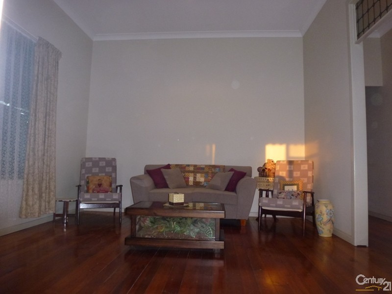 23 Texas Street, Mayfield NSW 2304