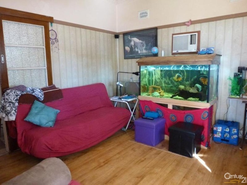 484 Warners Bay Road, Charlestown NSW 2290