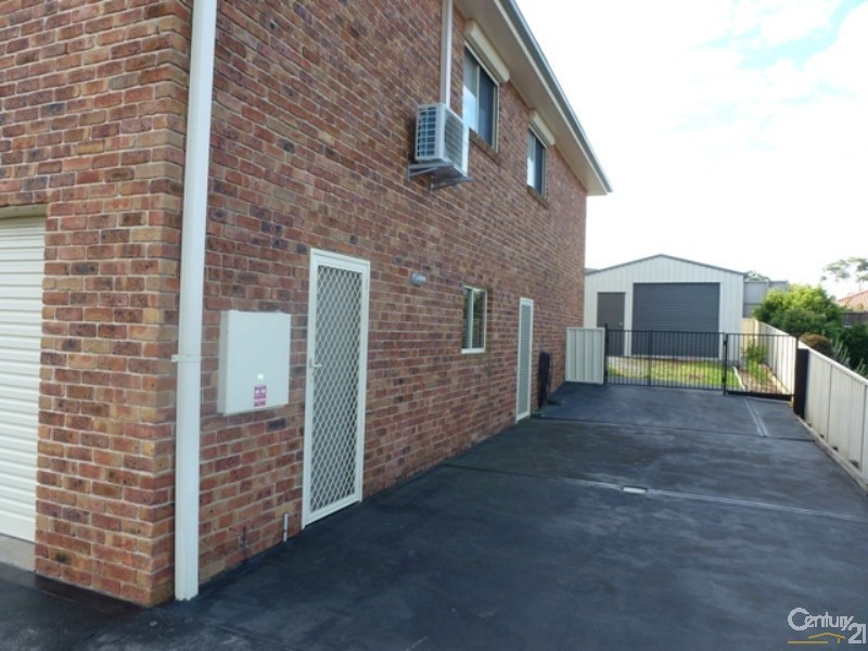 14 Hilldale Drive, Cameron Park NSW 2285