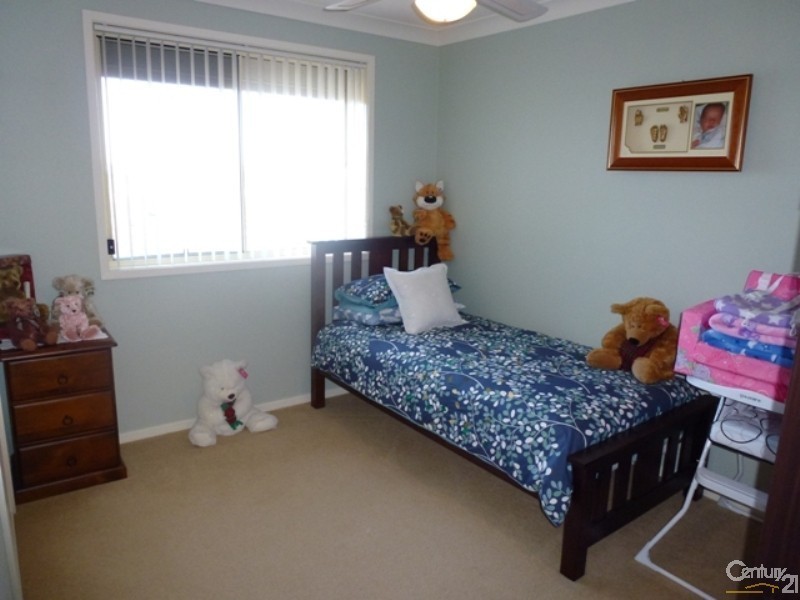 14 Hilldale Drive, Cameron Park NSW 2285