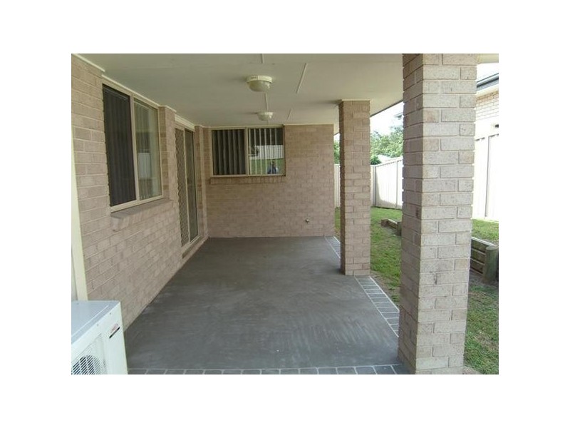 171 Northlakes Drive, Cameron Park NSW 2285