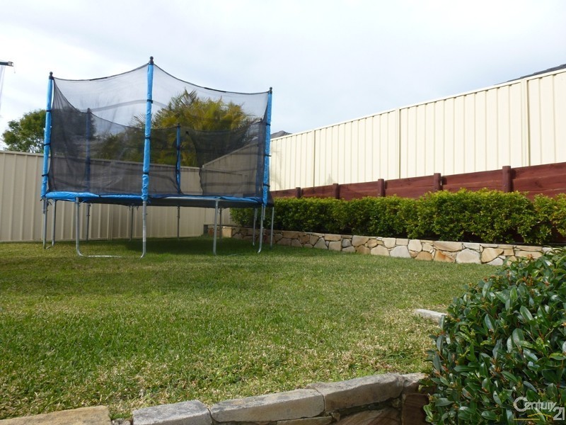 5 Morley Court, Cameron Park NSW 2285