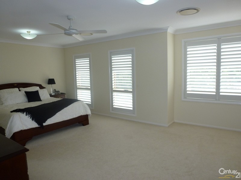5 Morley Court, Cameron Park NSW 2285