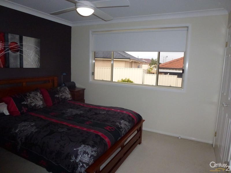 5 Morley Court, Cameron Park NSW 2285