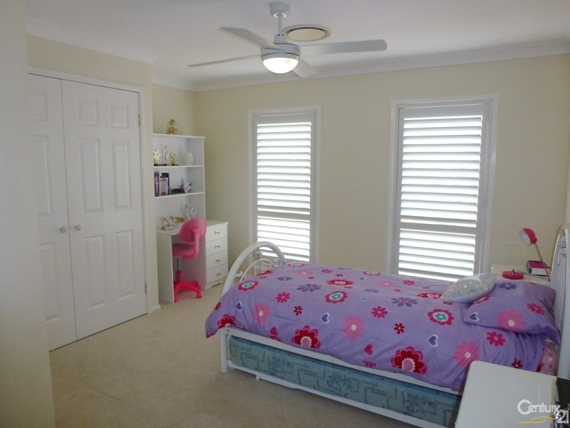 5 Morley Court, Cameron Park NSW 2285