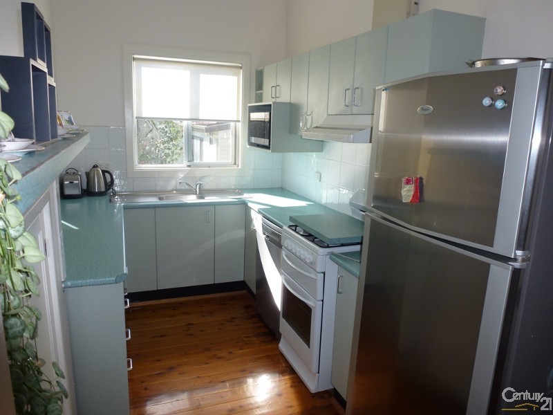 96 Lake Road, Wallsend NSW 2287