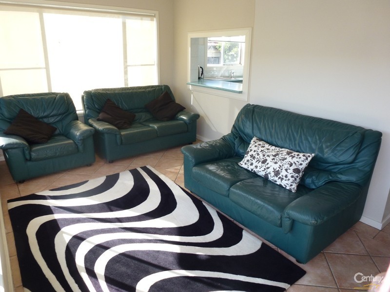 96 Lake Road, Wallsend NSW 2287