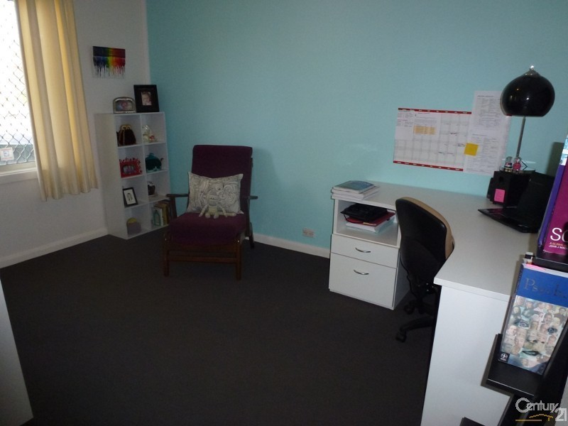 96 Lake Road, Wallsend NSW 2287