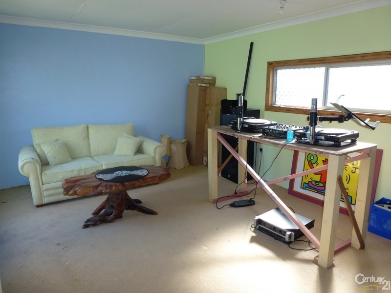 96 Lake Road, Wallsend NSW 2287