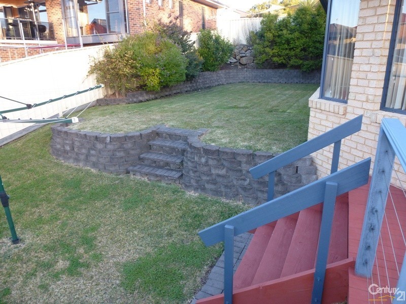 10 Hebe Place, Cameron Park NSW 2285