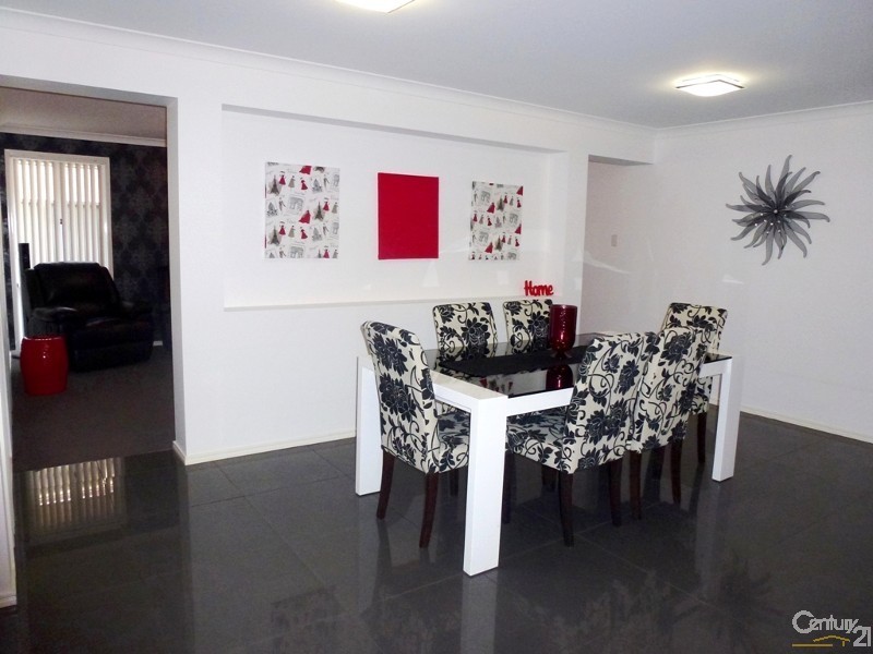 96 Northlakes Drive, Cameron Park NSW 2285