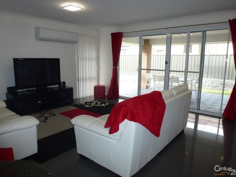 96 Northlakes Drive, Cameron Park NSW 2285