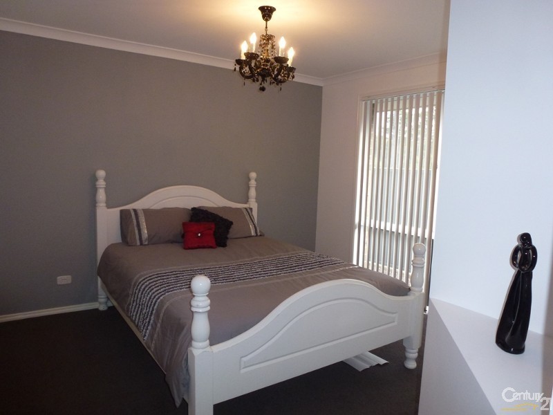 96 Northlakes Drive, Cameron Park NSW 2285