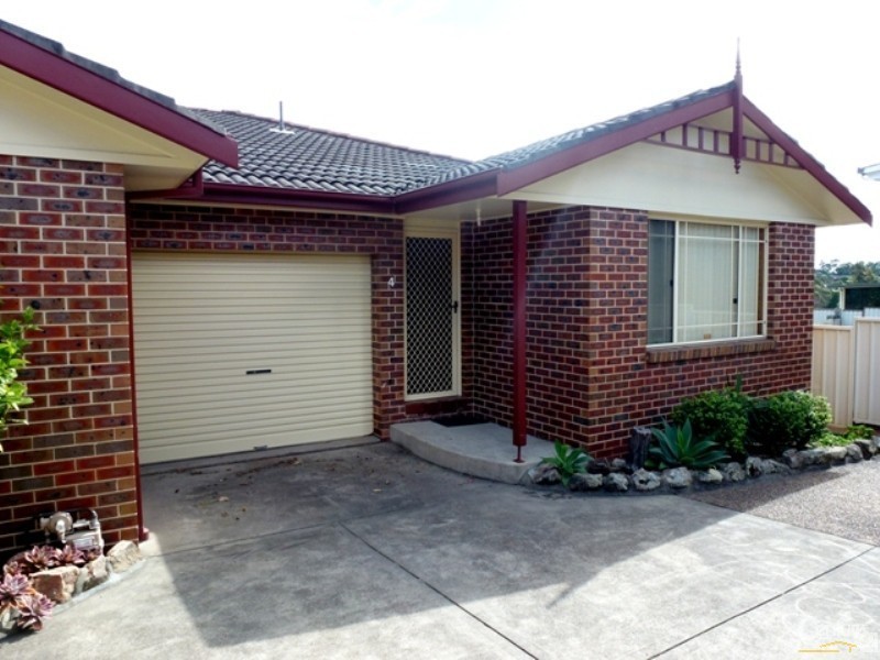 4/14 Angophora Drive, Warabrook NSW 2304