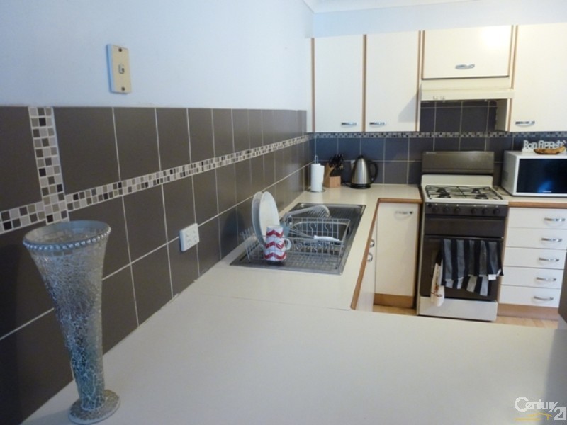 4/14 Angophora Drive, Warabrook NSW 2304