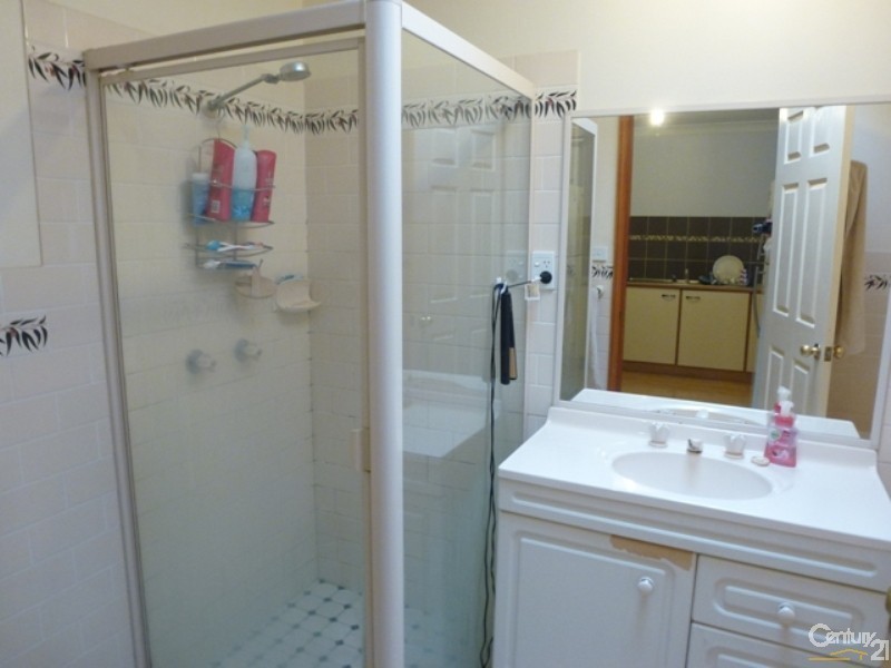 4/14 Angophora Drive, Warabrook NSW 2304