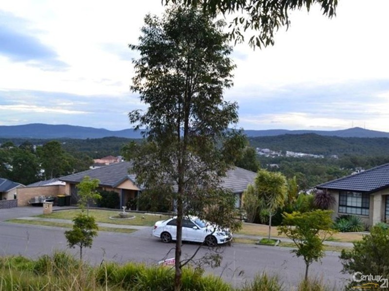 52 Araminta Chase, Cameron Park NSW 2285