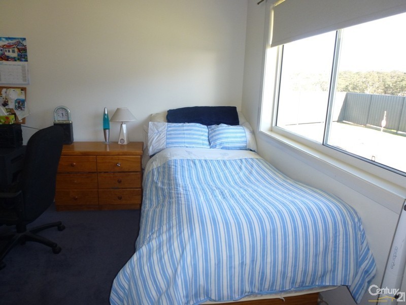 24 Graysynd Circuit, Cameron Park NSW 2285