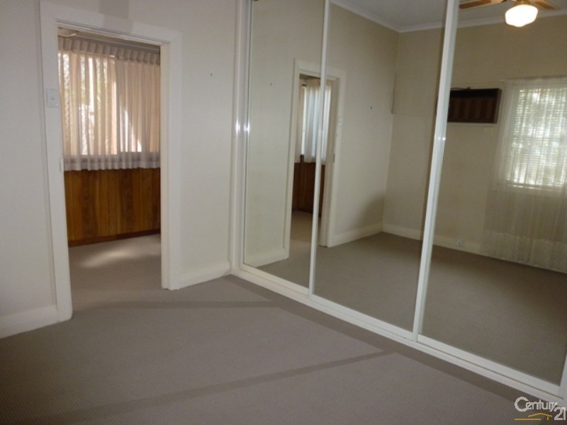 173 Grinsell Street, Kotara NSW 2289