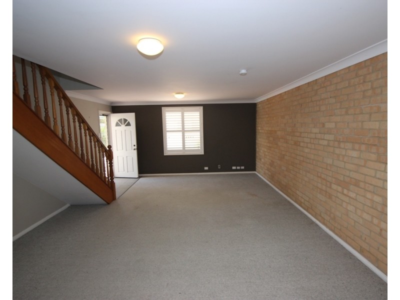 8/30 Mulbinga Street, Charlestown NSW 2290