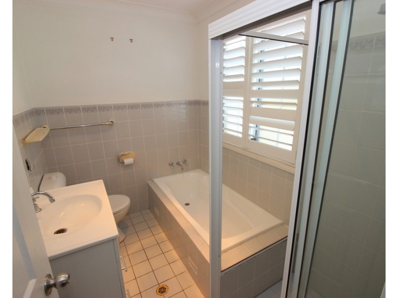 8/30 Mulbinga Street, Charlestown NSW 2290