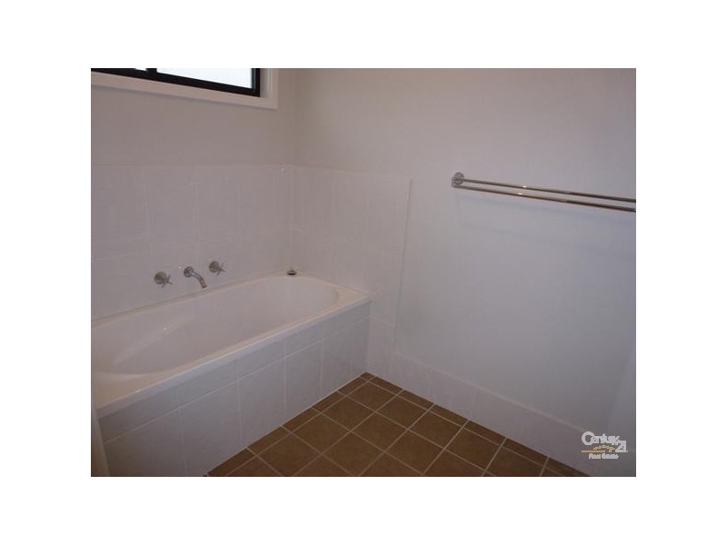 102 King Street, Shortland NSW 2307