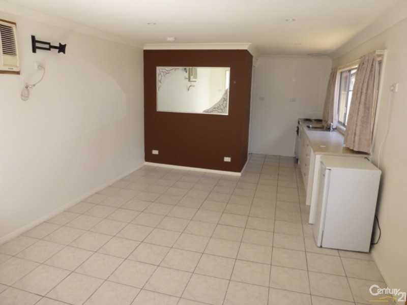 7 Mawson Street, Shortland NSW 2307