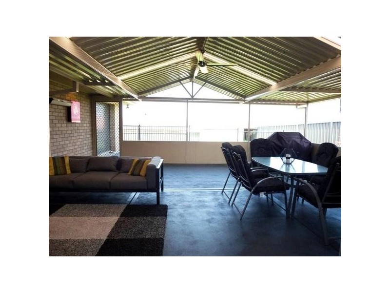 49 Northridge Drive, Cameron Park NSW 2285