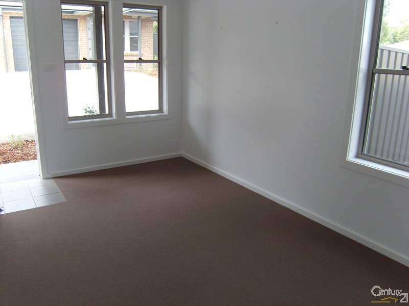 3/8 Angophora Drive, Warabrook NSW 2304