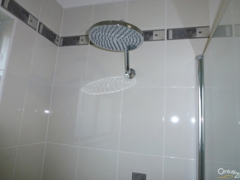 8 Tanunda Close, Holmesville NSW 2286