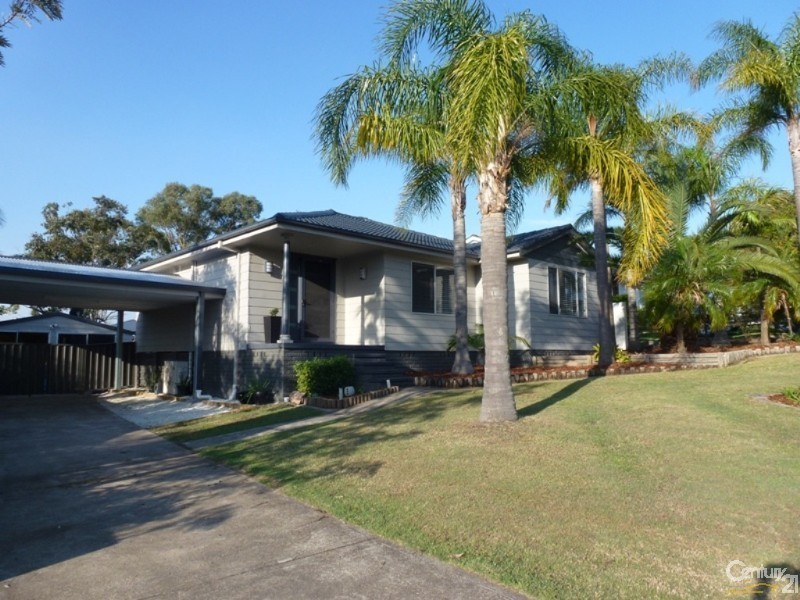 8 Tanunda Close, Holmesville NSW 2286