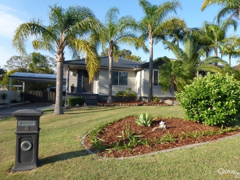 8 Tanunda Close, Holmesville NSW 2286