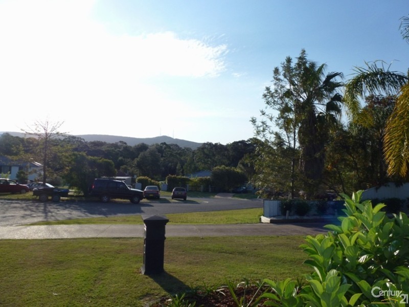 8 Tanunda Close, Holmesville NSW 2286