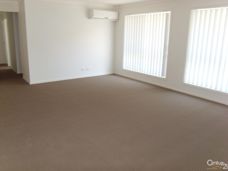 28 Raleigh Street, Cameron Park NSW 2285