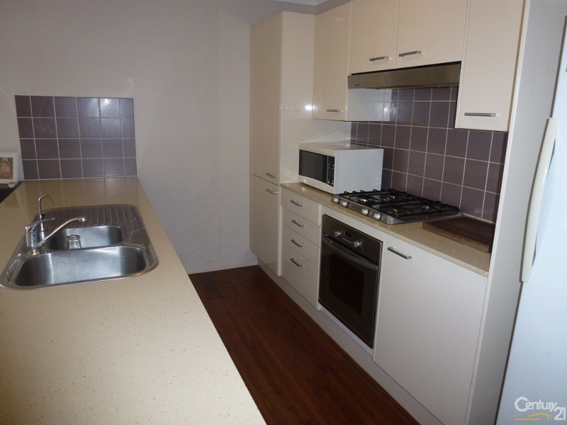 8 Stanhope Close, Maryland NSW 2287